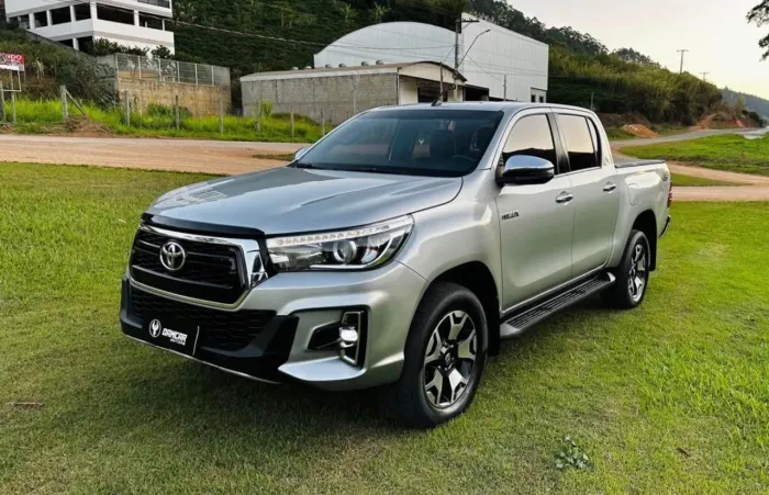 Toyota Hilux CD SRX 4X4 2.8 TDI 16V Diesel Aut. 2020