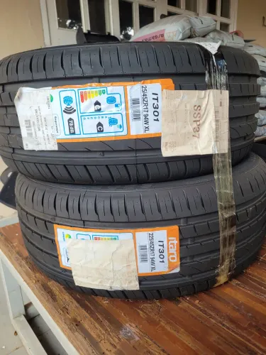 Pneus 225 45 R17 Novos