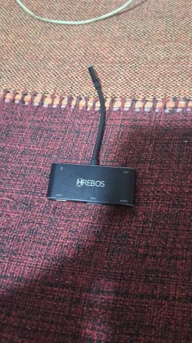 Vendo aptador Hdmi para celular HREBOS