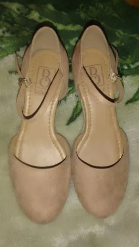 Sapato semi novo da marca Bebece