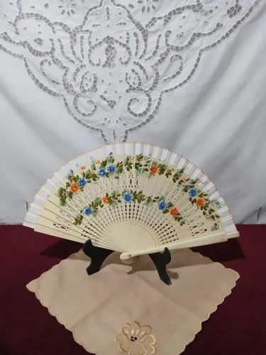 Antigo Leque De Mão De Madeira Detalhes Pintura De Flores