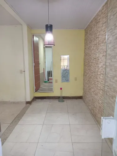 Casa barato, 2 quartos sala, cosinha , banheiro, garagem, área gurme, posso artesiano 