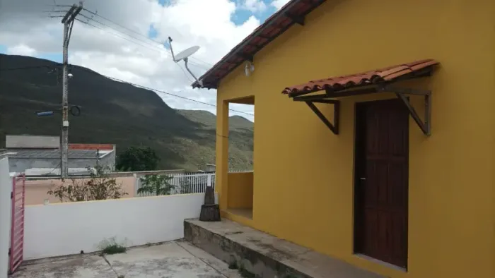 Casa 3/4, ampla ,mobiliada para o mês de junho em Piatã Ba
