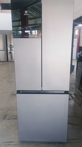 Geladeira dúplex Frost Free Eletrolux inverse 3 portas