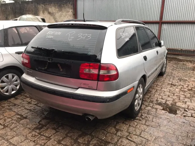 Sucata Volvo V40, para retirada de peças