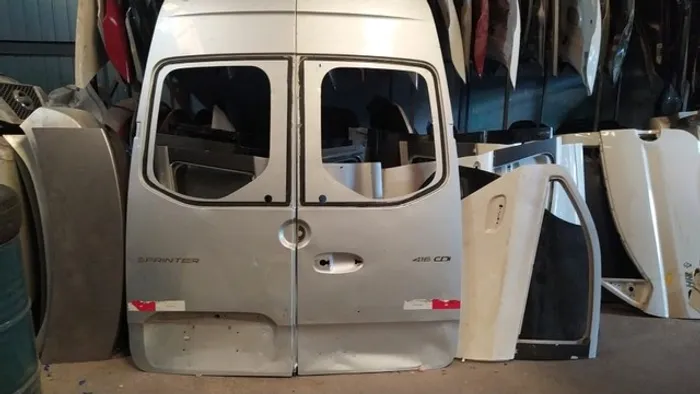 Tampa Porta Traseira Mercedes Sprinter 2012 2013 2014 2015 2016 2017 2018 2019