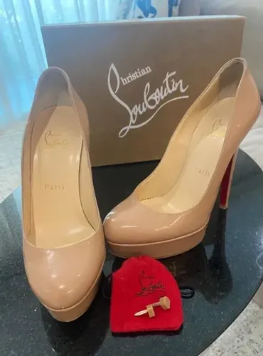 Sapato Christian Louboutin - Bianca Nude  Tam 35,5 BR