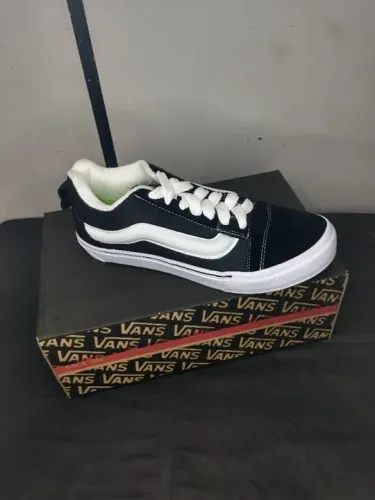 Vans Knu Preto Allure - Edição Limitada