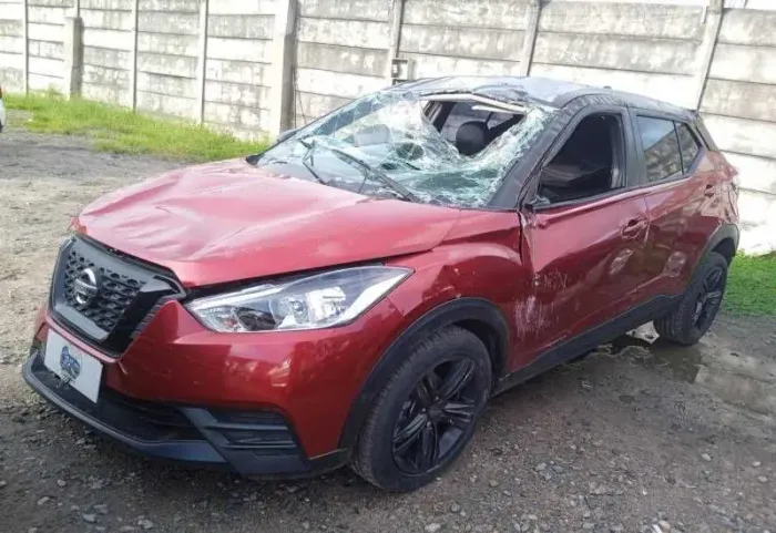 Peças Nissan kicks sucata 