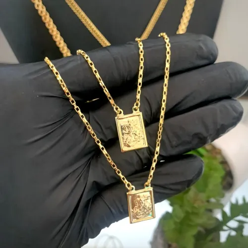 Escapulário ouro 18k banhado