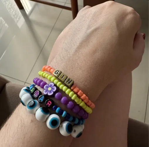 Pulseiras coloridas