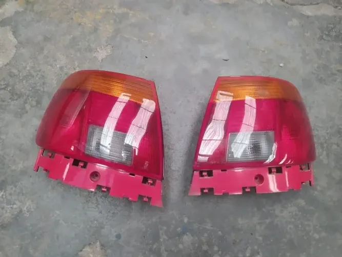 Lanterna Audi A4 1994 1995 1996