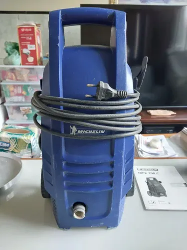 Lavadora de Alta Pressão Michelin MPX 100 C.  Com Defeito. 
