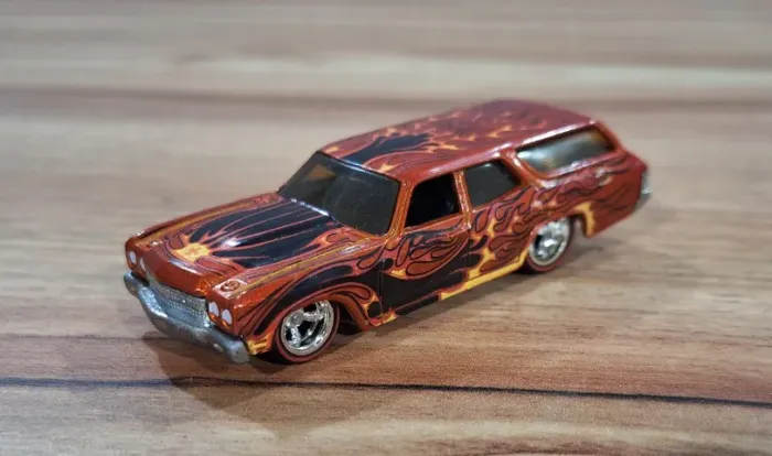 Hot Wheels '70 Chevelle SS Wagon - Wayne's Garage Series (Loose)