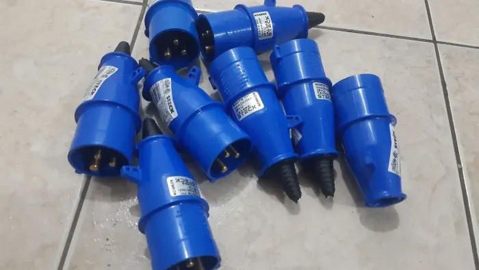 Tomadas e Interruptores - 8 Peças LEIA O ANUNCIO ATE O FINAL