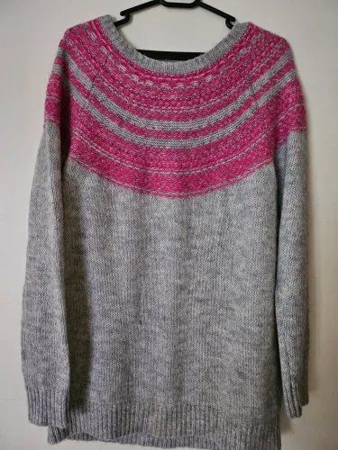 Suéter feminino de lã cinza e rosa Marca LOFT VESTE P e M