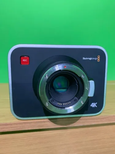 Câmera BLACKMAGIC Designer 4K