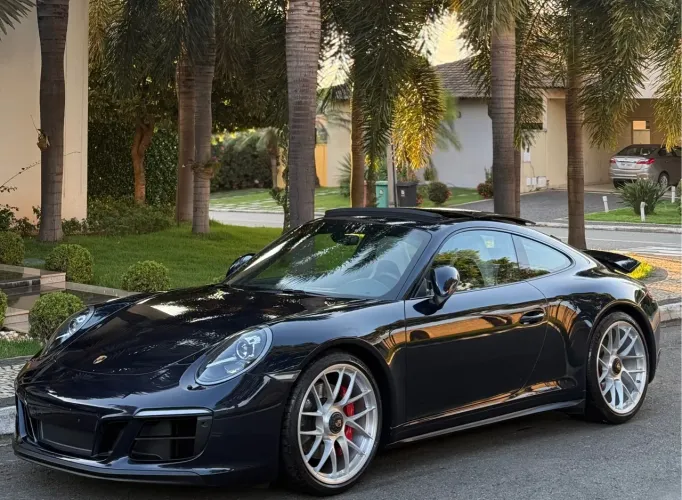 PORSCHE 911 GTS 3.0 TURBO 2018