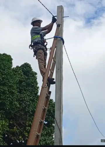Eletricista 24 horas !