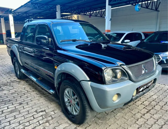 Mitsubishi L200 Outdoor HPE 2.5 4X4 CD T.dies. Aut. 2009
