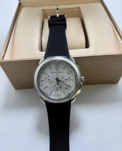 Relógio Bvlgari Octo