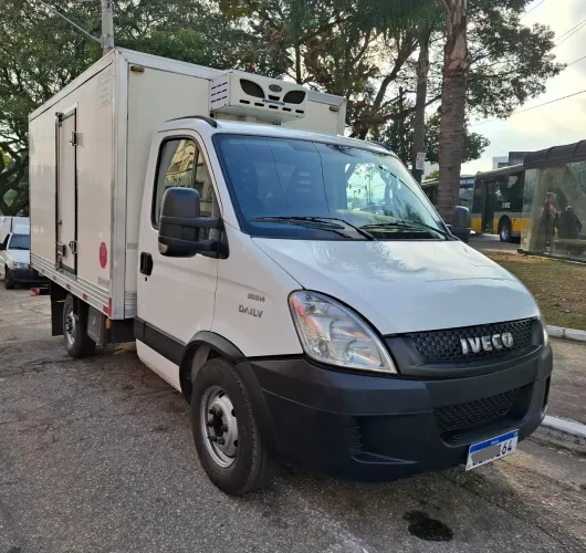 Iveco Daily 35s14 19/19 Bau Refrigerado