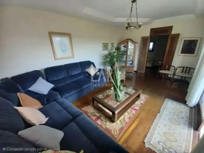 Casa à venda, 3 quartos, 2 suítes, 2 vagas, Sagrada Família - Belo Horizonte/MG