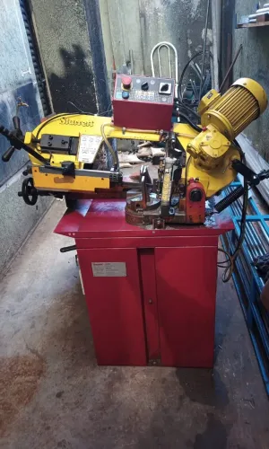 Maquina serra de fita starrett S3120