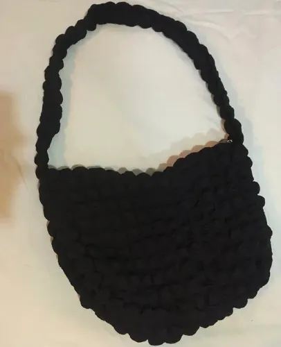 Bolsa estilosa com forro interno 