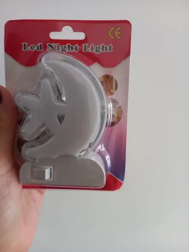 luminária tomada lâmpada led