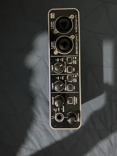 Behringer umc202hd