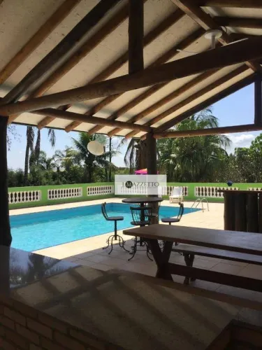 Chácara com 3 dormitórios à venda, 7800 m² por R$ 2.600.000,00 - Vale das Laranjeiras - In