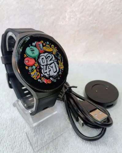 Smartwatch Huawei - GPS - 4gb de armazenamento - Tela Amoled 