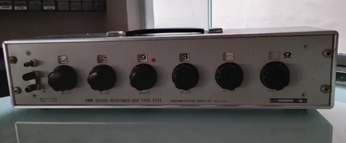 Década resistiva Yokogawa 2793