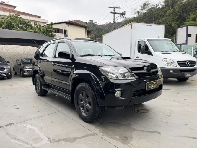 Toyota Hilux SW4 SRV D4-d 4X4 3.0 TDI Dies. AUT 2008