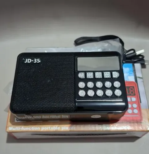 Rádio Portátil USB Pen Drive - Multi-funções NOVO