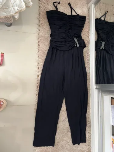 Macacão preto de festa, TAM P , todo forrado