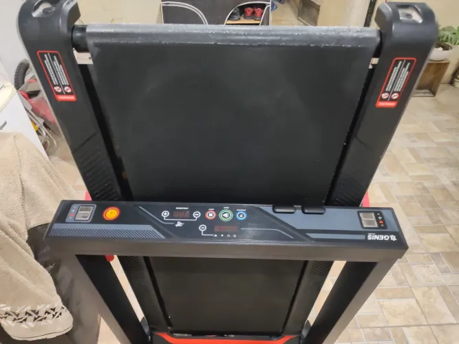 Esteira Elétrica Genis Fitness GT 1000