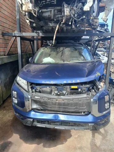 Sucata Mitsubishi Outlander 21/22