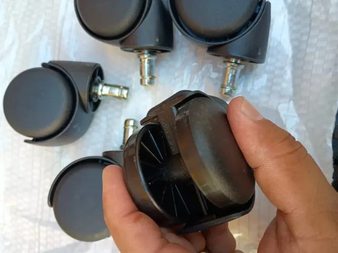 Rodízios para Cadeira - 5 Peças