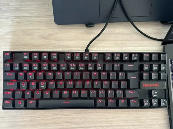 Teclado Gamer Redragon Switch Vermelho