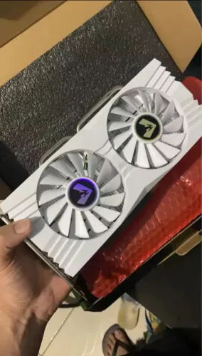 Placa de vídeo RX580 com 8GB