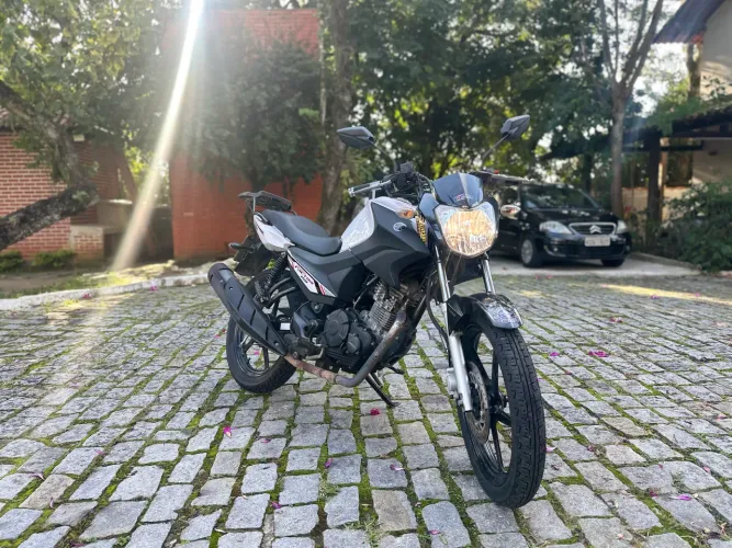 Vendo yamaha factor 150 único dono!