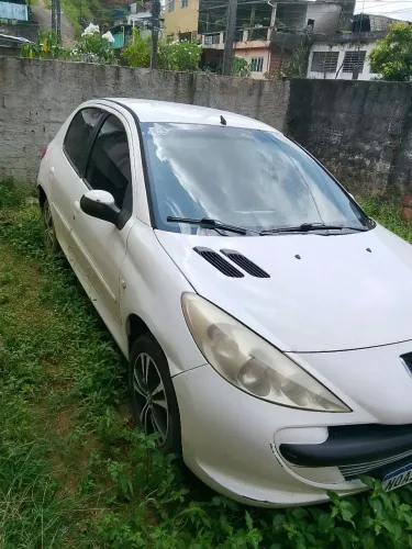 Peugeot 207 XR 1.4 Flex 8V 5P 2012