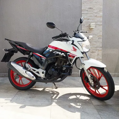 Locação de Motos por Semana apartir de 235 reais