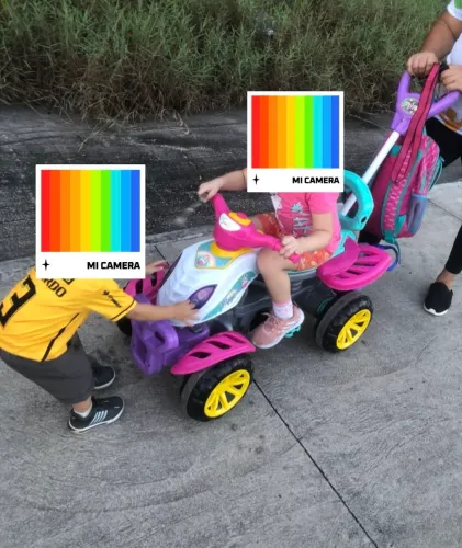 Carrinho de passeio infantil menina 