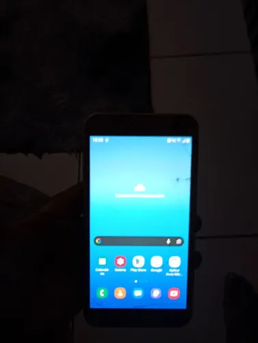 Samsung Galaxy J7 Neo 