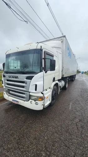 Scania 4x2 2011 motor zero feito a 3 meses 