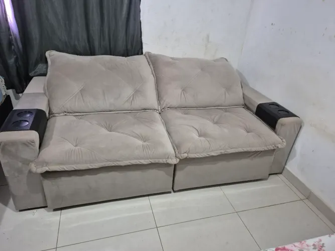 sofá retrátil 