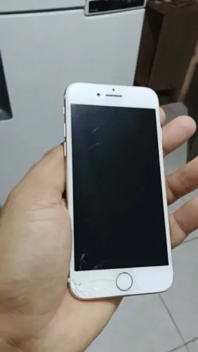 Celular iPhone 7